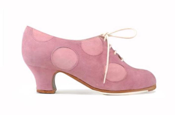 Flamenco Shoes from Begoña Cervera. Blucher Topos