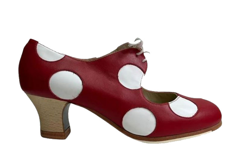 Chaussures de Flamenco à pois Begoña Cervera. Modèle: Lunares Cordonera